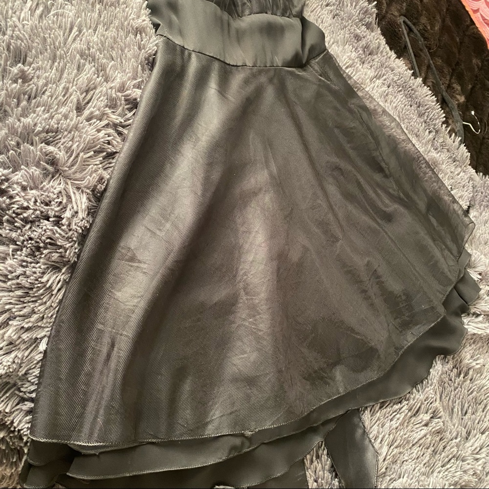 Dress - Picture 4 of 5